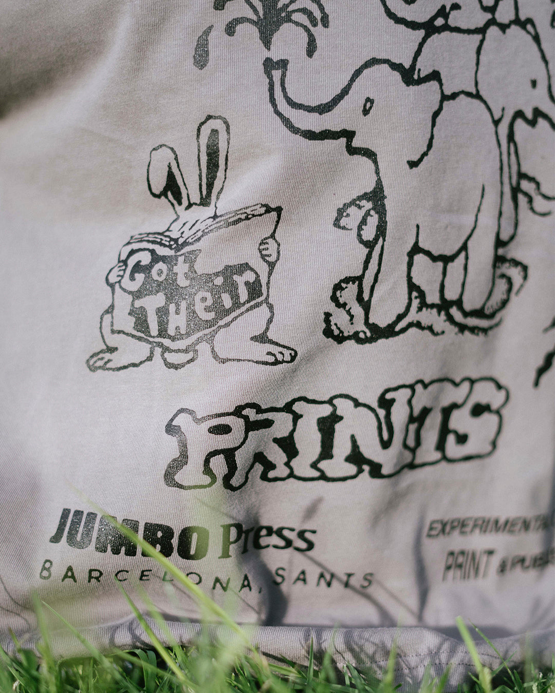 Jumbo Never Forget Tee
